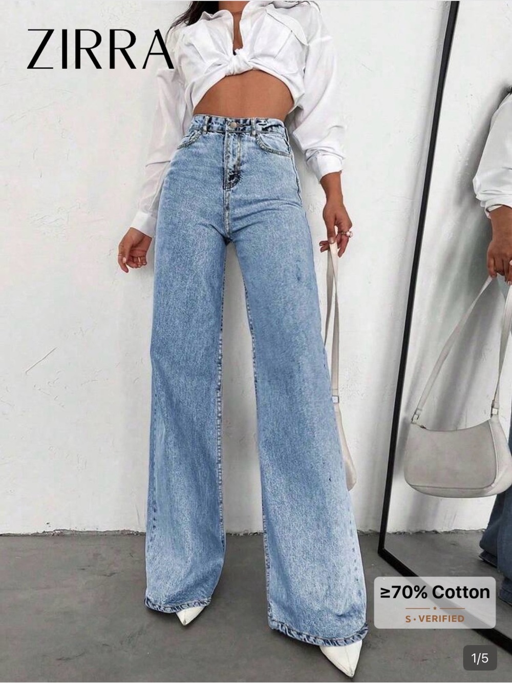 Zirra High-Waist Wide-Leg Jeans in Light Blue